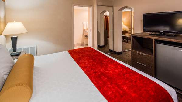  - Best Western Plus Galleria Inn & Suites Cheektowaga - I-190, Exit 1