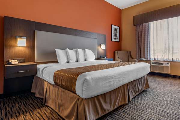  - Best Western The Inn at the Fairgrounds Syracuse - I-690, Exit 6 & 7