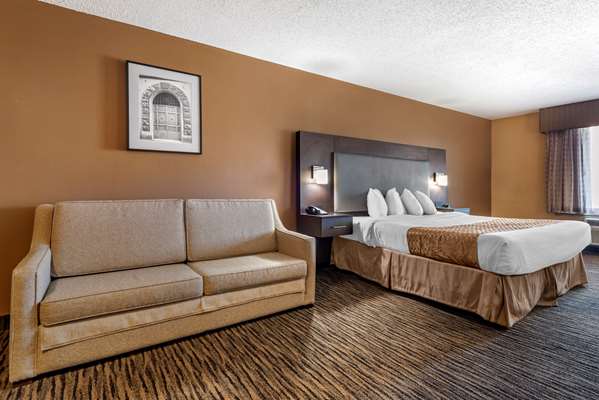  - Best Western The Inn at the Fairgrounds Syracuse - I-690, Exit 6 & 7