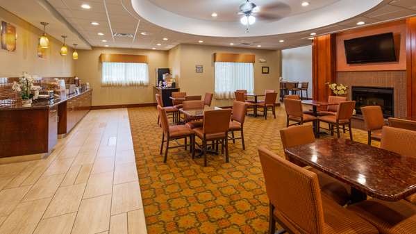 Restaurant - Best Western Plus Finger Lakes Inn & Suites Cortland