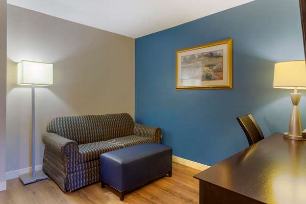 - Best Western Plus Cary Inn - I-40, Exit 293
