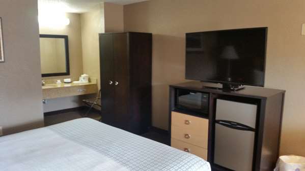  - Best Western Smoky Mountain Inn Waynesville