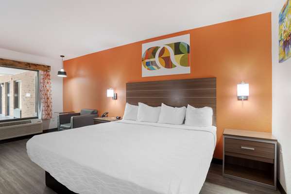  - Best Western Statesville Inn - I-77, Exit 49A