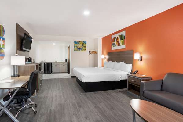  - Best Western Statesville Inn - I-77, Exit 49A