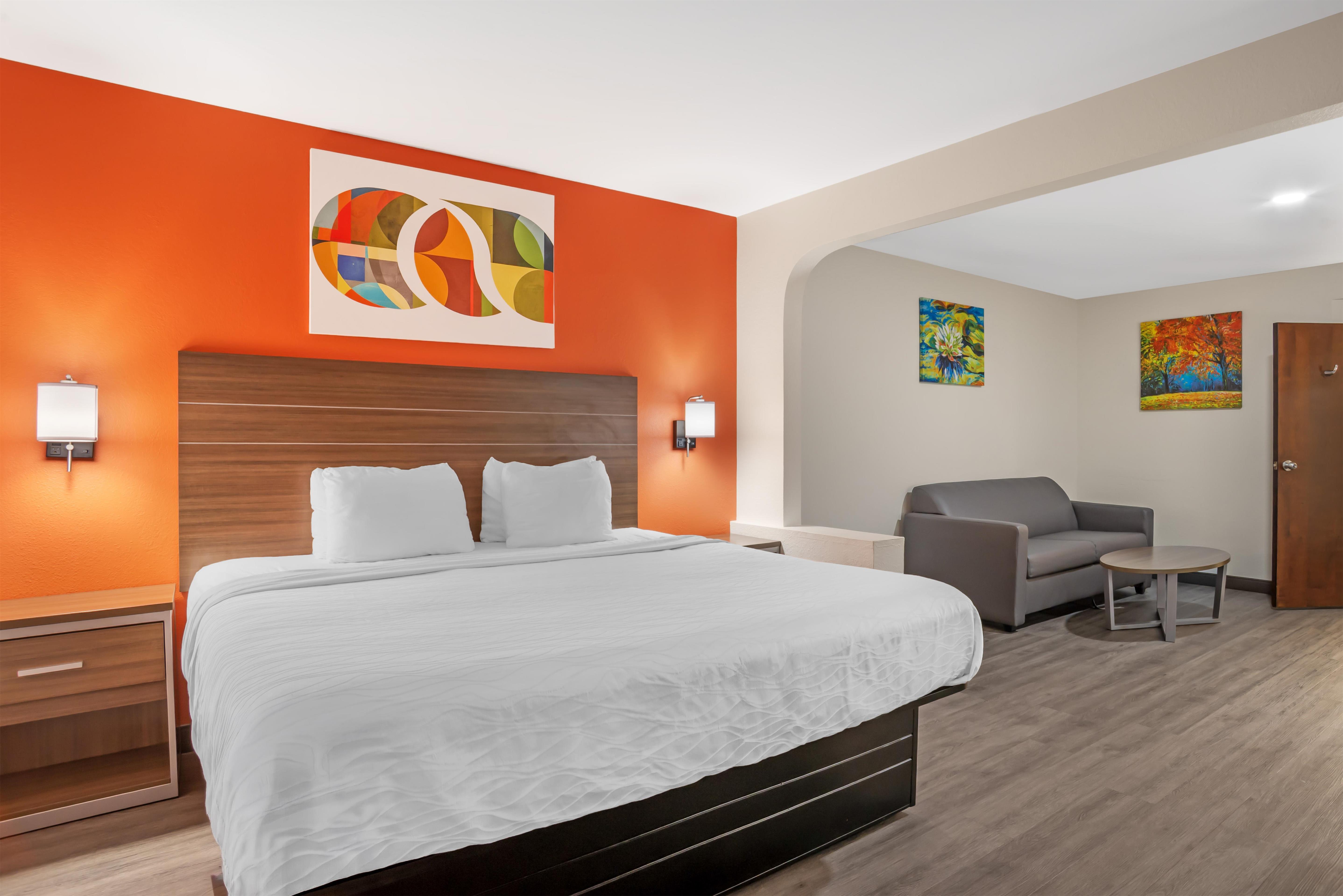 Best Western Statesville Inn Room Type - 1 King Bed, Non-Smoking, Sofabed, Separate Living Area, Microwave And Refrigerator, Wi-Fi, Continent Best Western Statesville Inn Room Type - 1 King Bed, Non-Smoking, Sofabed, Separate Living Area, Microwave And Refrigerator, Wi-Fi, Continent