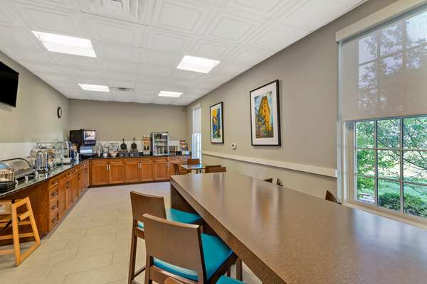 Amenities - Best Western Hendersonville Inn - I-26, Exit 49