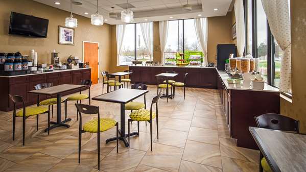 Restaurant - Best Western Inn & Suites Monroe