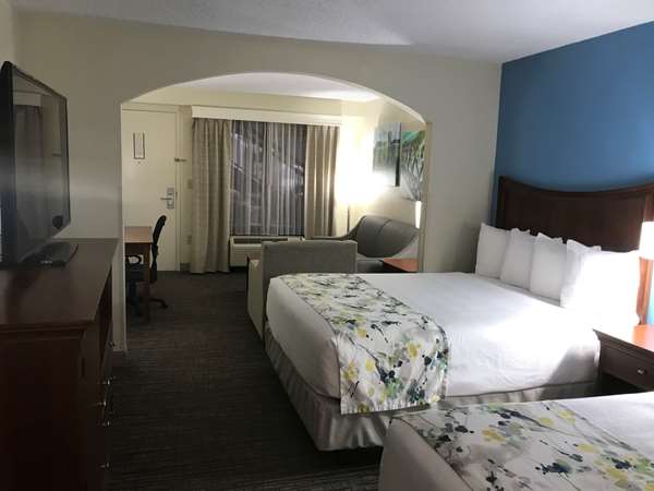  - Best Western Inn & Suites Monroe