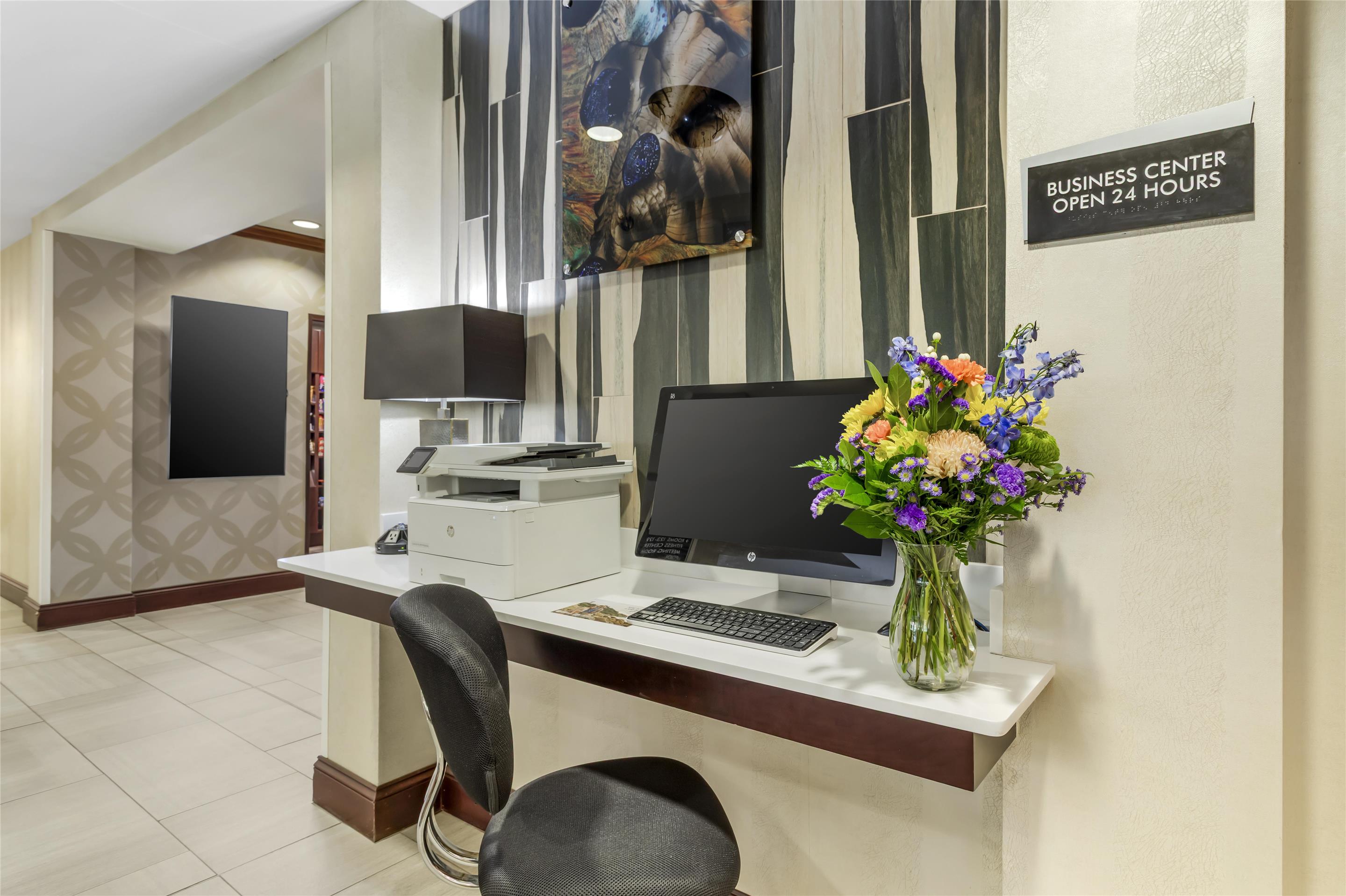 Business Center | Best Western Plus River Escape Inn & Suites