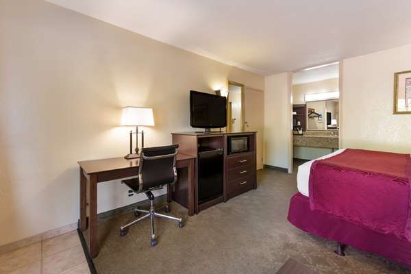  - Best Western Mountain Lodge Banner Elk