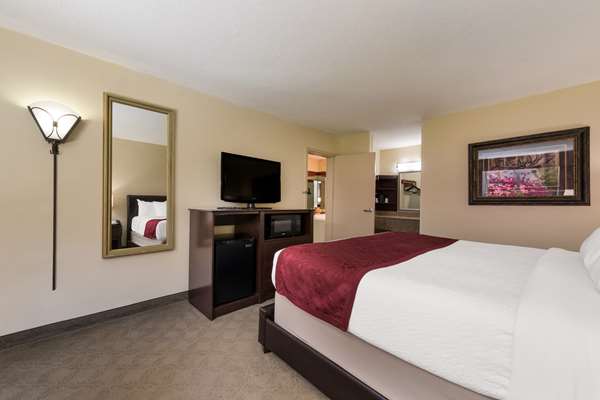  - Best Western Mountain Lodge Banner Elk