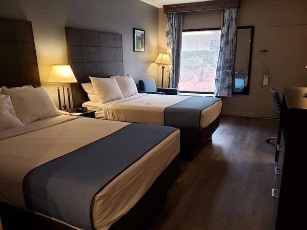  - SureStay Plus Hotel by Best Western Southern Pines