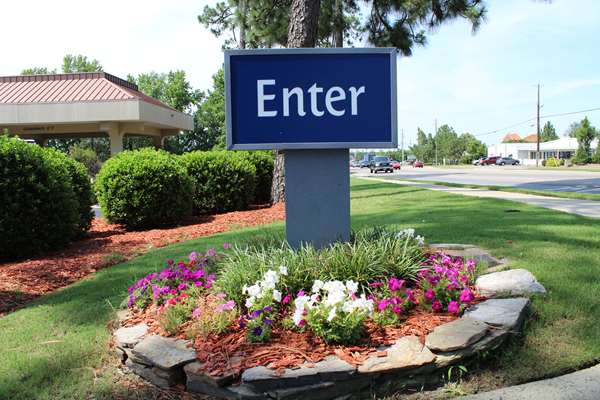 Exterior view - SureStay Plus Hotel by Best Western Southern Pines