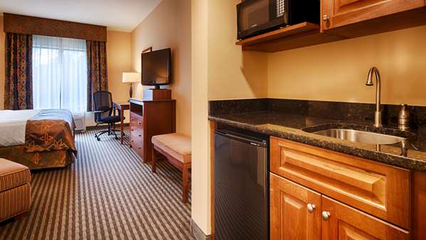  - Best Western Plus Westgate Inn Leland