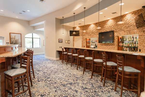 Bar - Best Western Plus Westgate Inn Leland