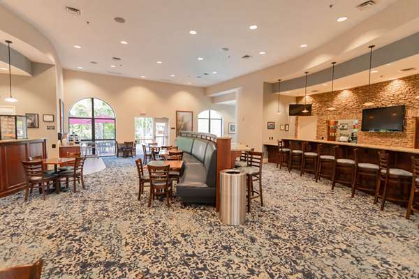 Bar - Best Western Plus Westgate Inn Leland