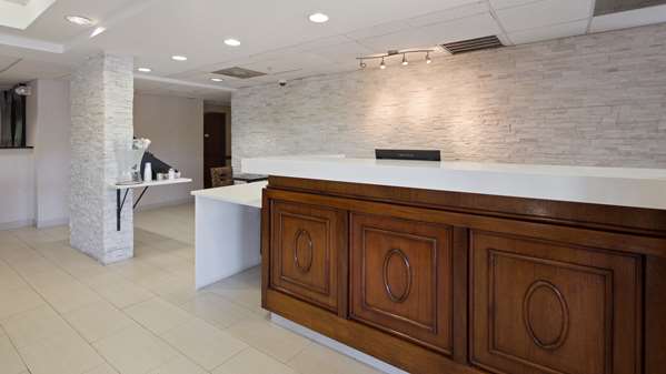  - Best Western Plus Huntersville Inn & Suites - I-77, Exit 23