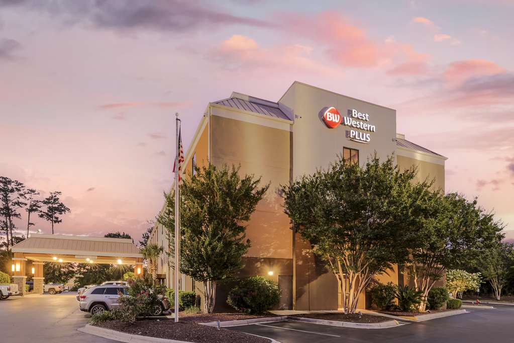 Best Western Plus Wilmington/Wrightsvill