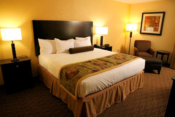  - Best Western Plus Goldsboro Hotel