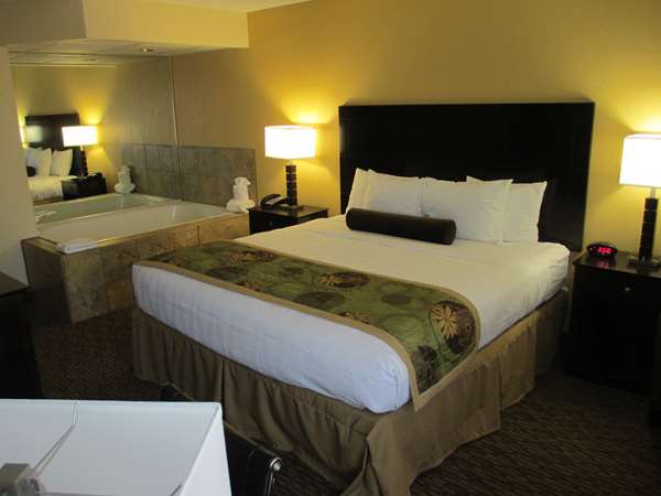  - Best Western Plus Goldsboro Hotel