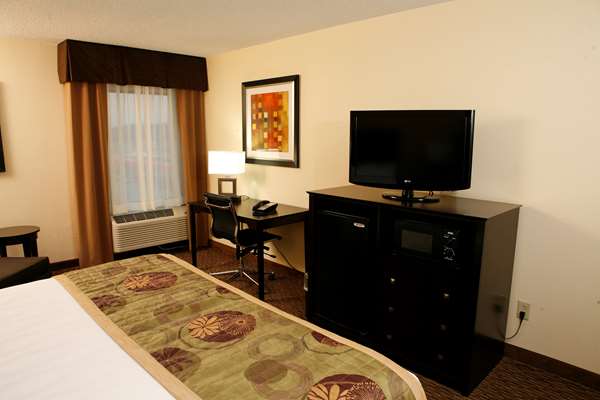  - Best Western Plus Goldsboro Hotel