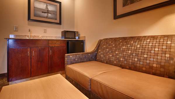 Suite - SureStay Plus by Best Western Roanoke Rapids - I-95, Exit 171