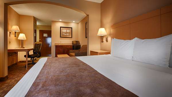Suite - SureStay Plus by Best Western Roanoke Rapids - I-95, Exit 171