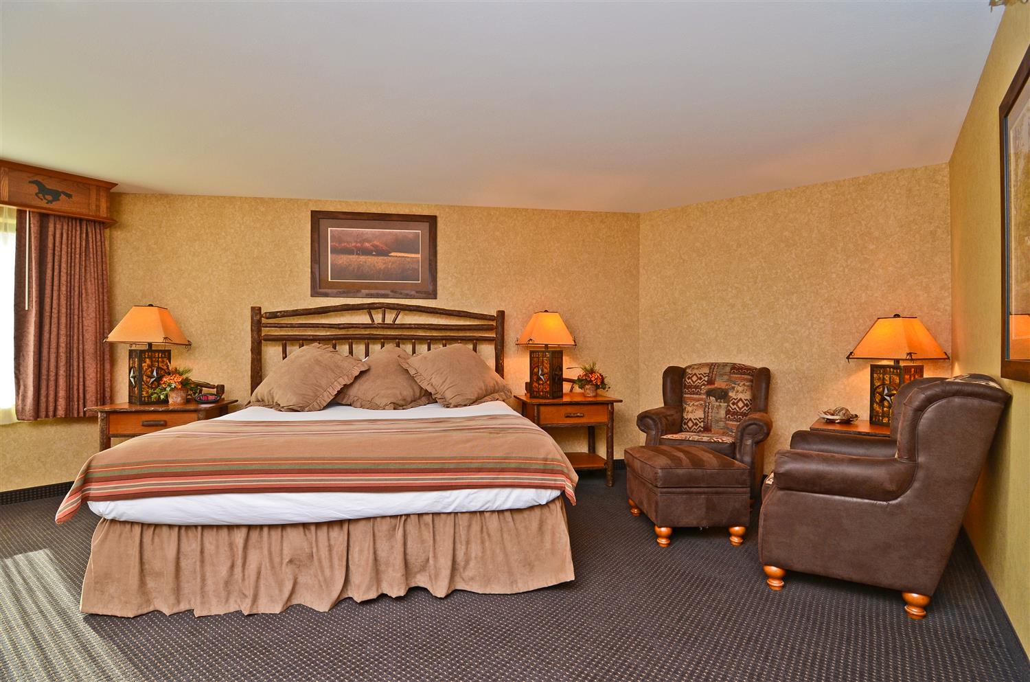 Best Western Plus Kelly Inn Suites Fargo Nd See Discounts