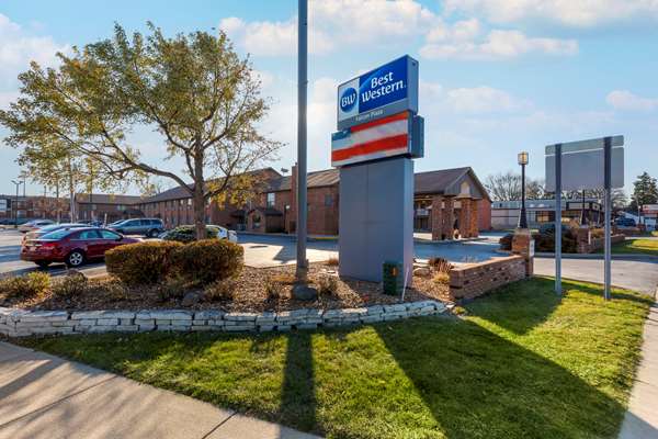 Exterior view - Best Western Hotel Falcon Plaza Bowling Green - I-75, Exit 181