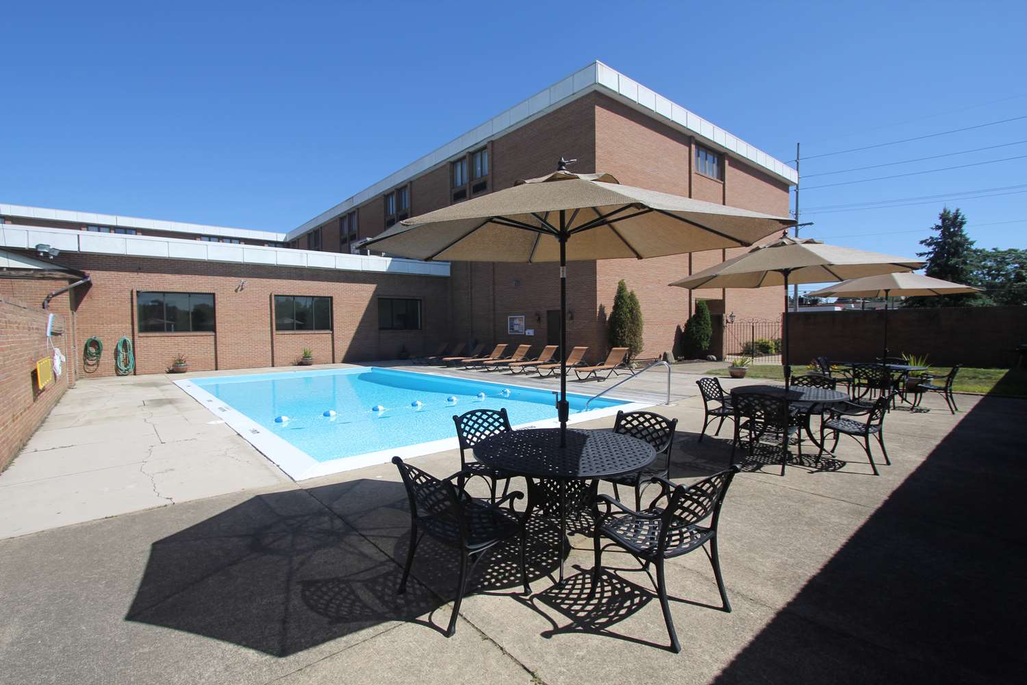 Best Western Plus Wooster Hotel & Conference Center, OH See Discounts