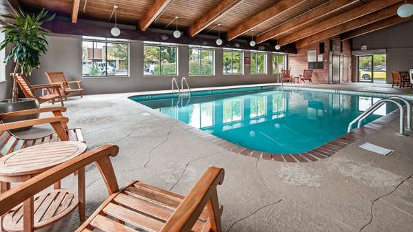 Pool - Best Western Plus North Canton Inn & Suites