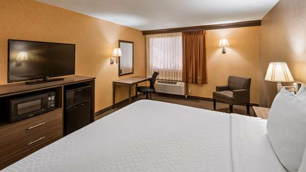 - Best Western Plus North Canton Inn & Suites