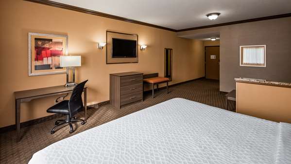  - Best Western Plus North Canton Inn & Suites