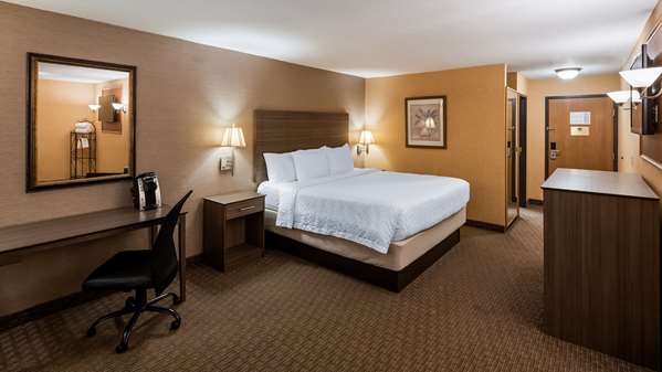 Suite - Best Western Plus North Canton Inn & Suites