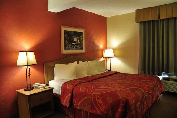  - Best Western Caldwell Inn - I-77, Exit 25