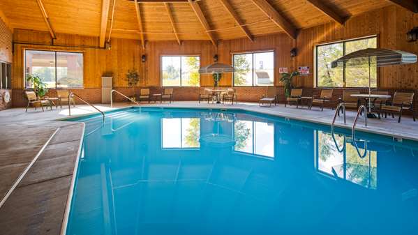 Pool - Best Western Caldwell Inn - I-77, Exit 25