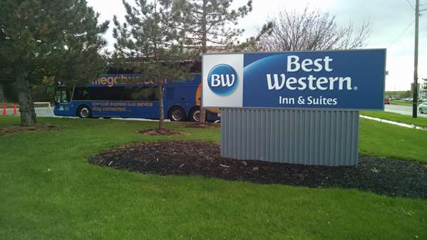 Exterior view - Best Western Inn & Suites Airport Brook Park - I-71, Exit 237