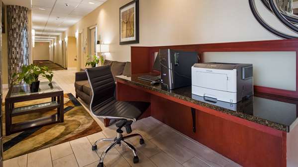 Conference Area - Best Western Inn & Suites Airport Brook Park - I-71, Exit 237