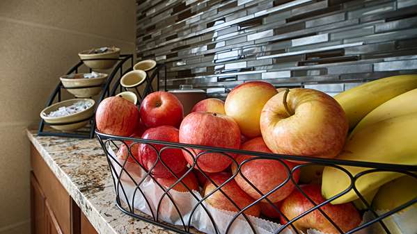 Amenities - Best Western Hotel Norwalk