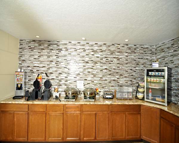 Amenities - Best Western Hotel Norwalk