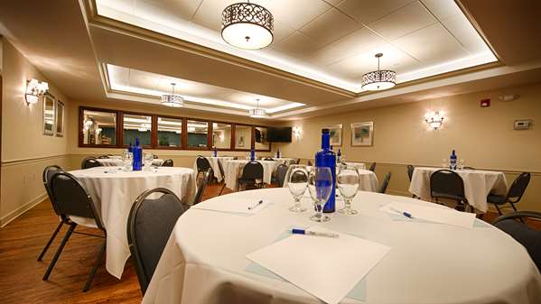  - Best Western Plus Lawnfield Inn & Suites Mentor
