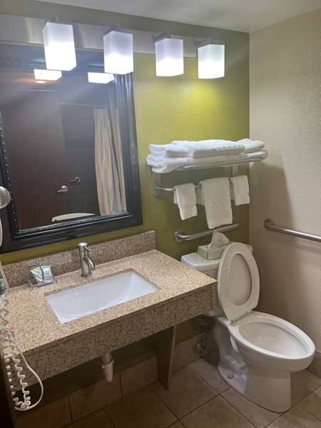  - Best Western Adena Inn Chillicothe