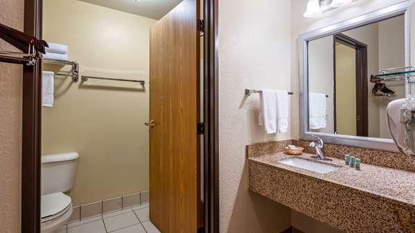  - Best Western B R Guest Zanesville - I-70, Exit 160