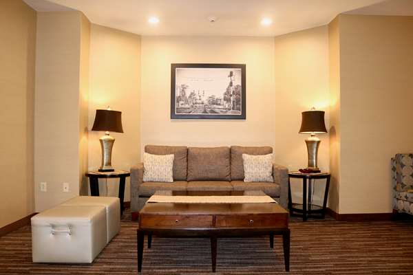  - Best Western Inn & Suites Fostoria