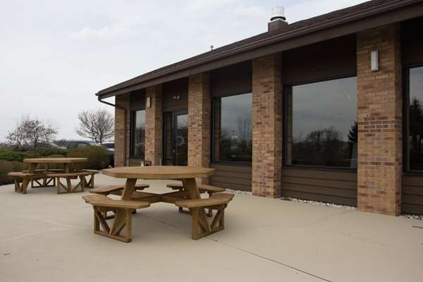  - Best Western Lakewood Inn Hebron