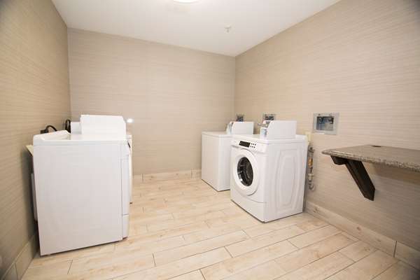  - Best Western Port Columbus Hotel Airport - I-670, Exit 9