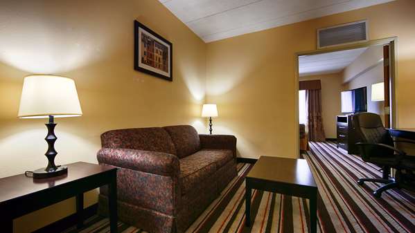 Suite - Best Western Mason Inn - I-71, Exit 19