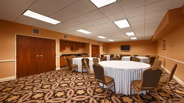  - Best Western Plus Hannaford Inn & Suites Cincinnati - I-71, Exit 12