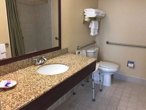  - Best Western Plus Hannaford Inn & Suites Cincinnati - I-71, Exit 12