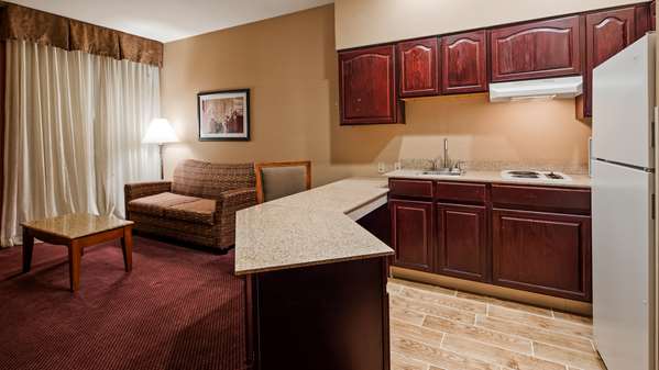  - Best Western Plus Hannaford Inn & Suites Cincinnati - I-71, Exit 12